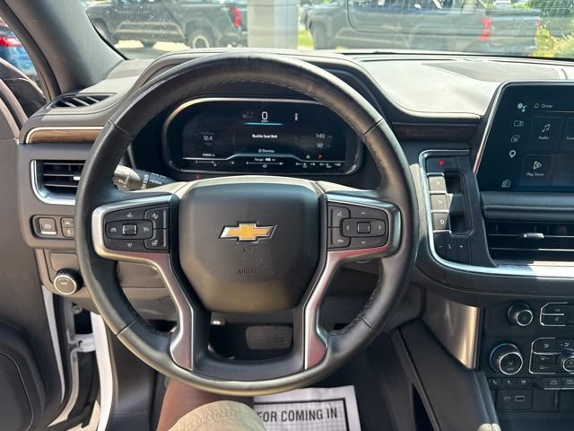 Used 2023 Chevrolet Suburban Premier RWD image 18