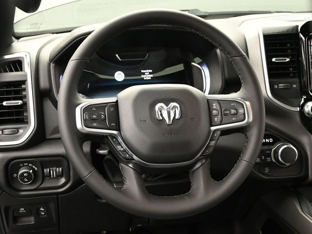 New 2026 RAM 1500 4x4 Crew Cab image 29