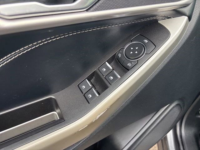 Used 2022 Ford Explorer XLT RWD image 13