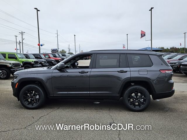 New 2025 Jeep Grand Cherokee L Altitude image 4