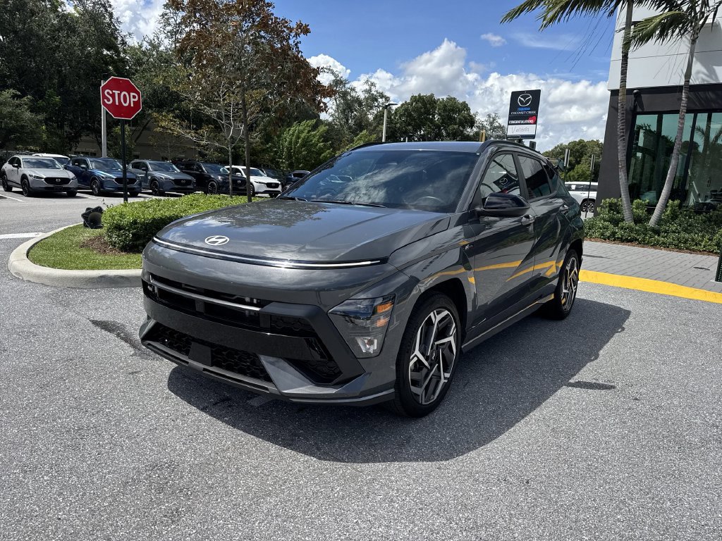 Used 2025 Hyundai Kona N Line S FWD image 9