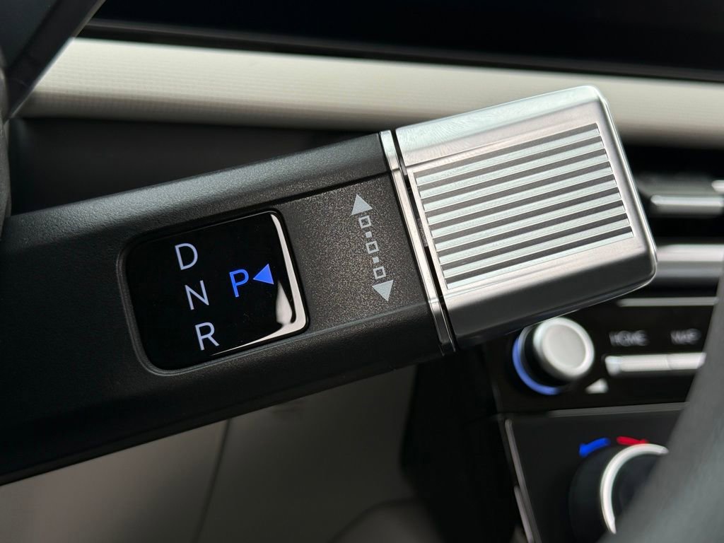 New 2026 Hyundai Tucson Blue SE w/ Tow & Go Package image 19