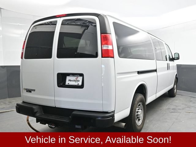 Used 2024 Chevrolet Express 3500 LS RWD image 6