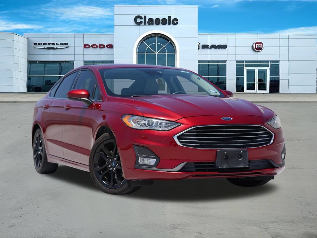 Used 2019 Ford Fusion SE w/ Equipment Group 151A FWD image 1