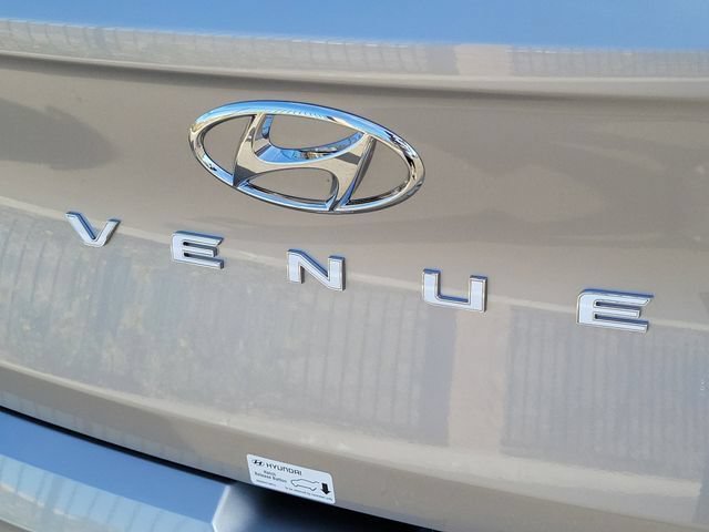 New 2026 Hyundai Venue SE FWD image 21