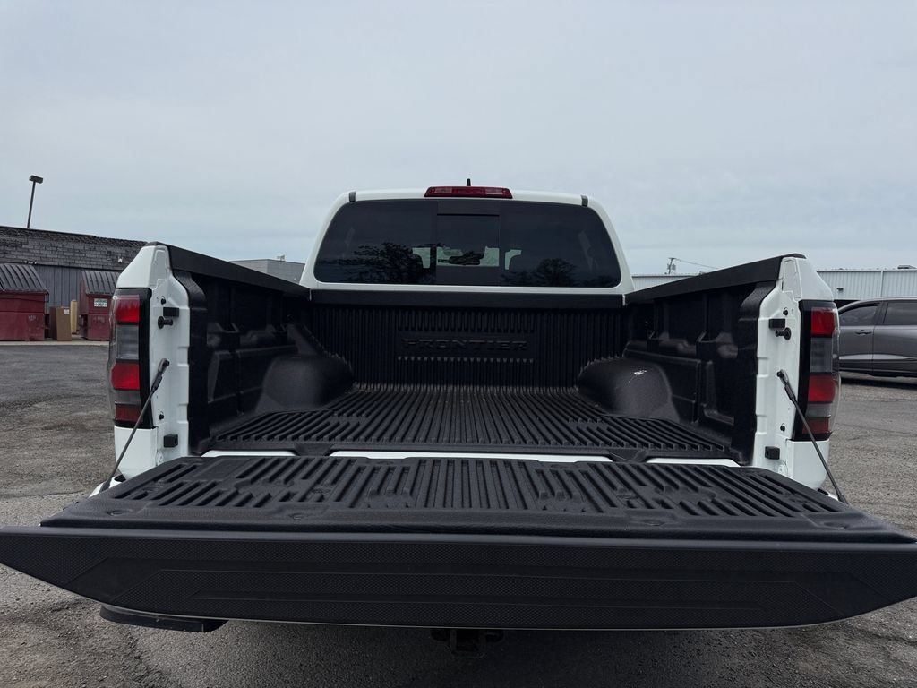 New 2026 Nissan Frontier SV w/ All-Weather Content Package AWD/4WD image 18