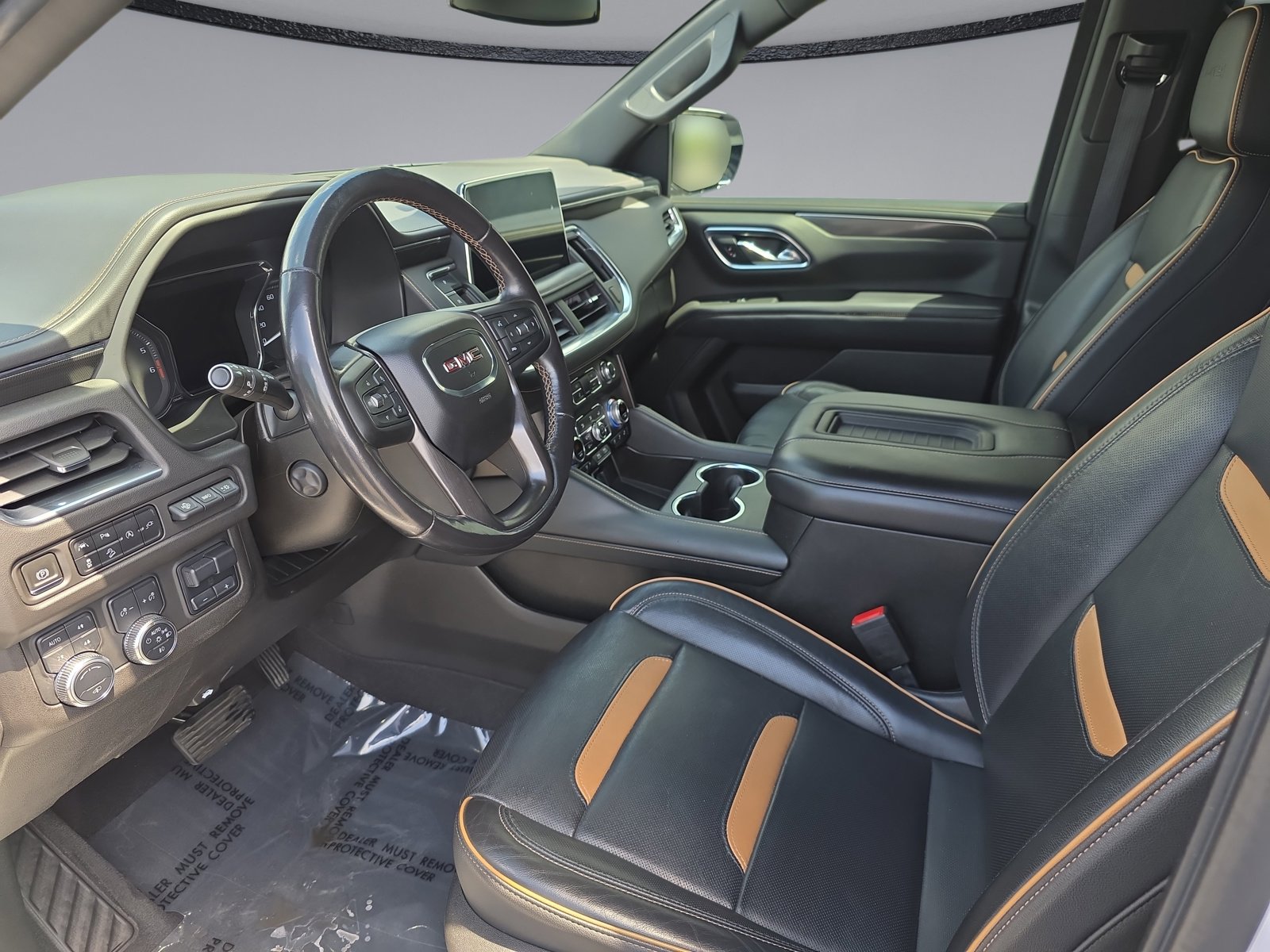 Certified 2021 GMC Yukon AT4 w/ AT4 Premium Plus Package AWD/4WD image 19