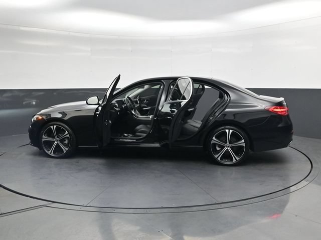 Used 2022 Mercedes-Benz C 300 Sedan image 32