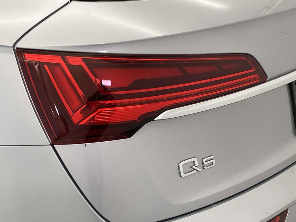 Certified 2023 Audi Q5 2.0T Premium w/ Convenience Package image 16