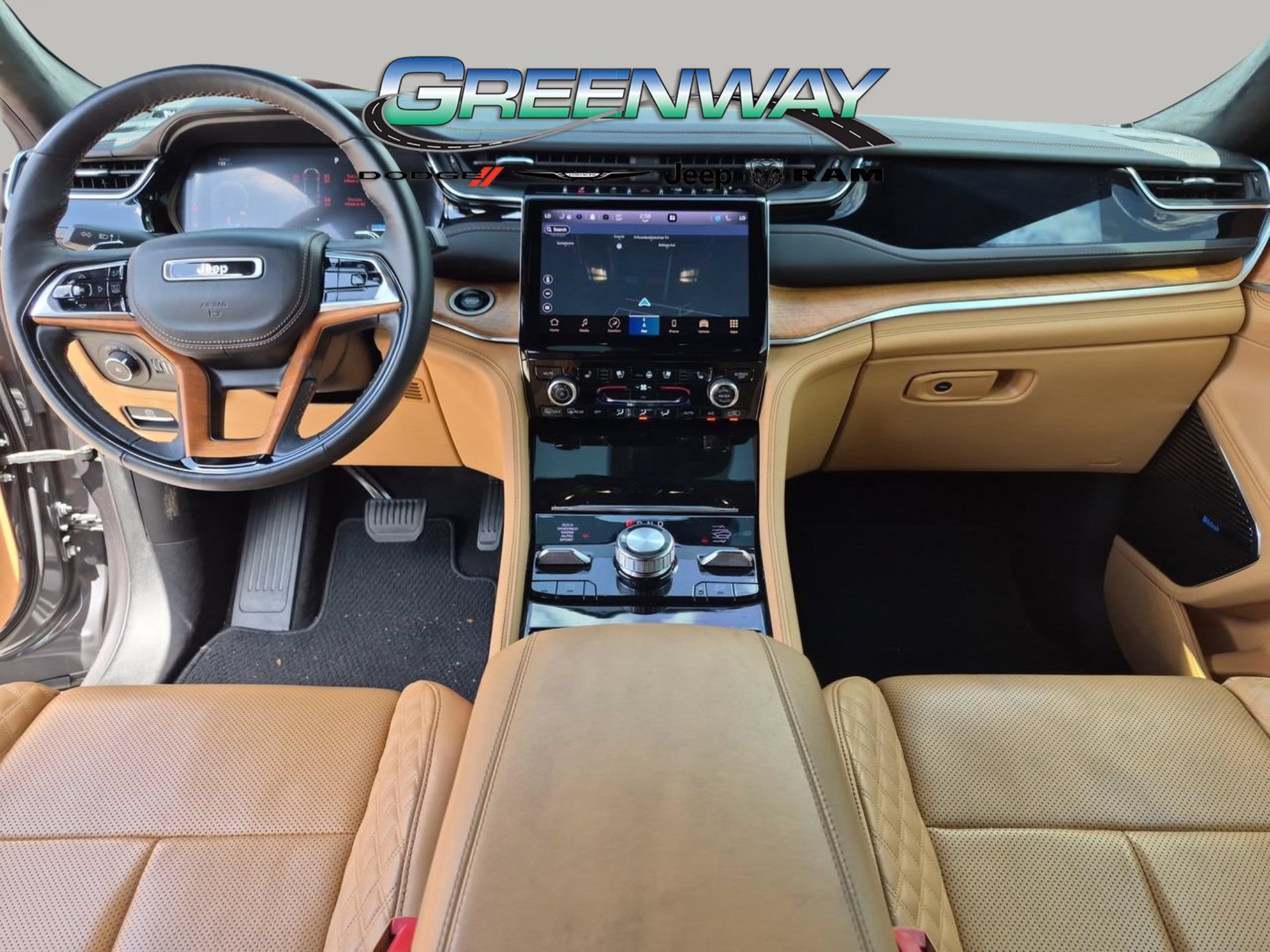 Used 2022 Jeep Grand Cherokee L Summit AWD/4WD image 11
