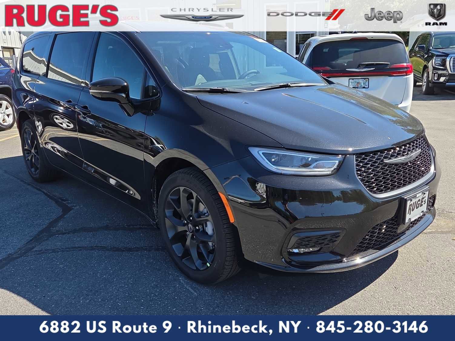 New 2026 Chrysler Pacifica Limited w/ S Appearance Package