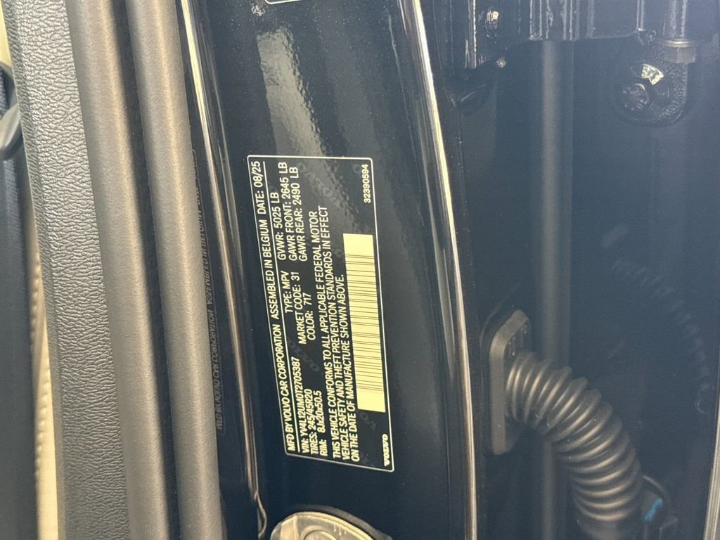 New 2026 Volvo XC40 B5 Ultra image 28