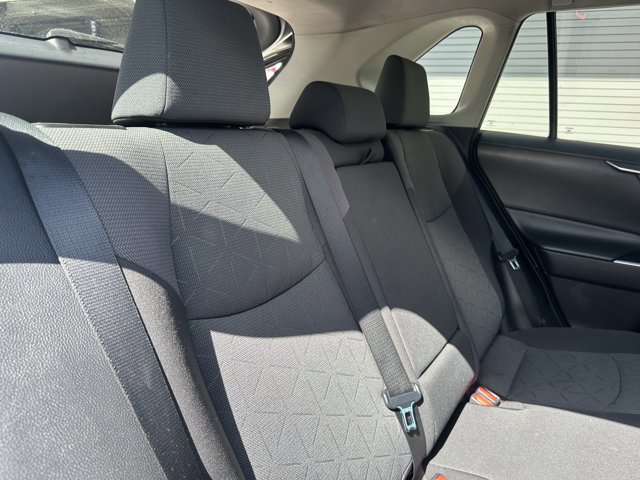 Used 2020 Toyota RAV4 XLE image 25