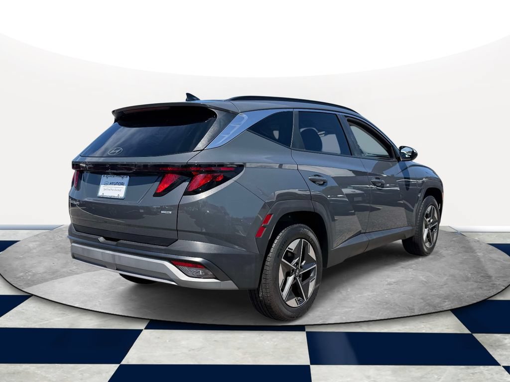 Certified 2025 Hyundai Tucson SEL AWD/4WD image 4
