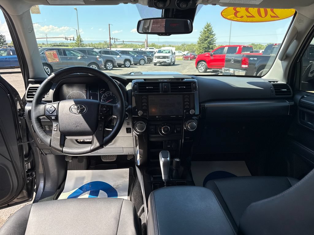 Used 2023 Toyota 4Runner TRD Off-Road Premium AWD/4WD image 14