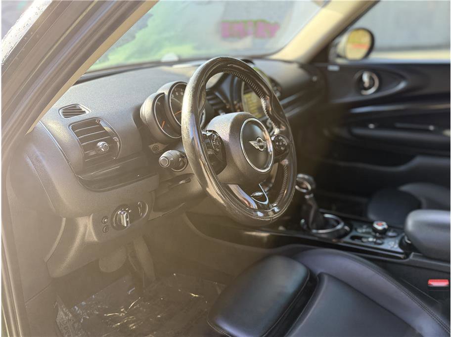 Used 2017 MINI Cooper Clubman S image 13