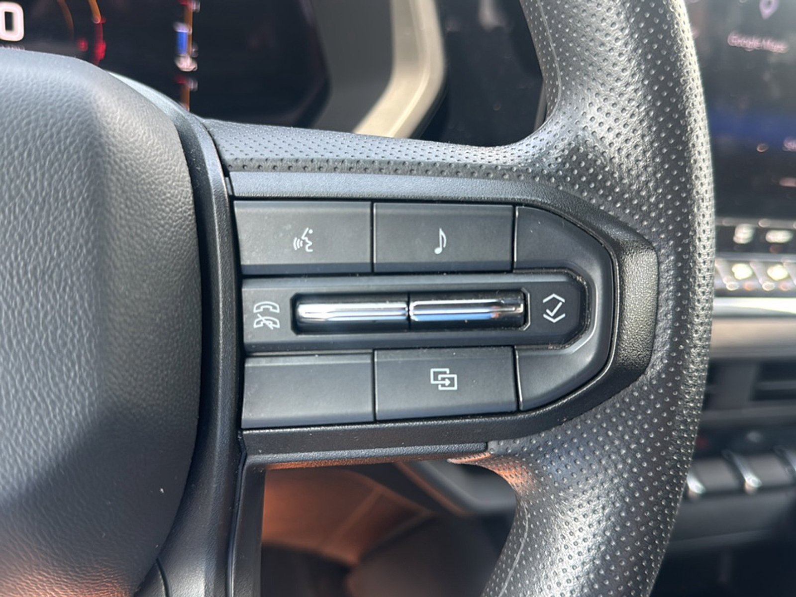 Used 2023 Chevrolet Colorado Trail Boss AWD/4WD image 28
