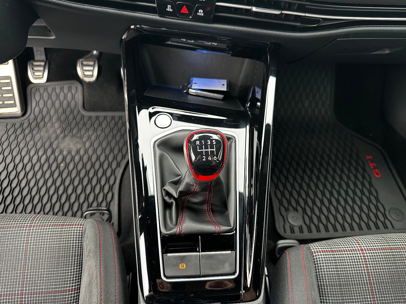 Used 2023 Volkswagen GTI 40th Anniversary Edition FWD image 18