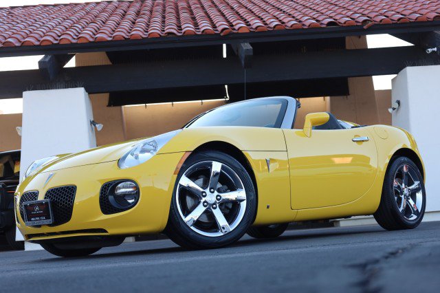 Used 2008 Pontiac Solstice GXP w/ Premium Package RWD image 3