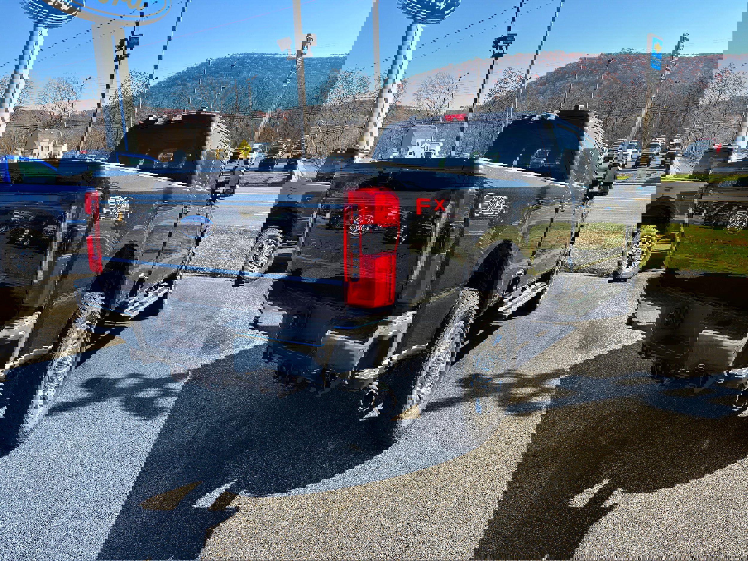 New 2025 Ford F350 Lariat w/ Chrome Package video 4