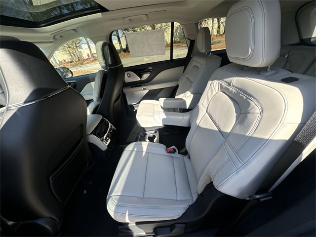 New 2026 Lincoln Aviator Reserve image 23