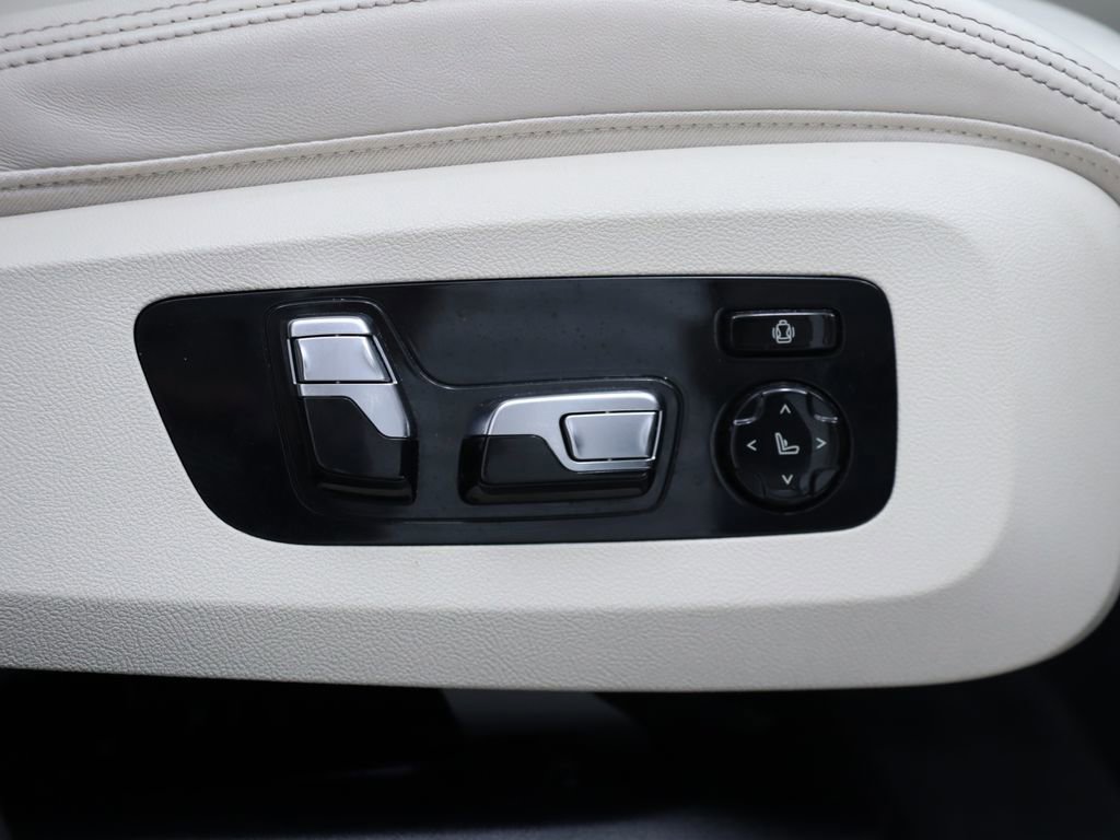 Used 2022 BMW X5 sDrive40i w/ M Sport Package image 27