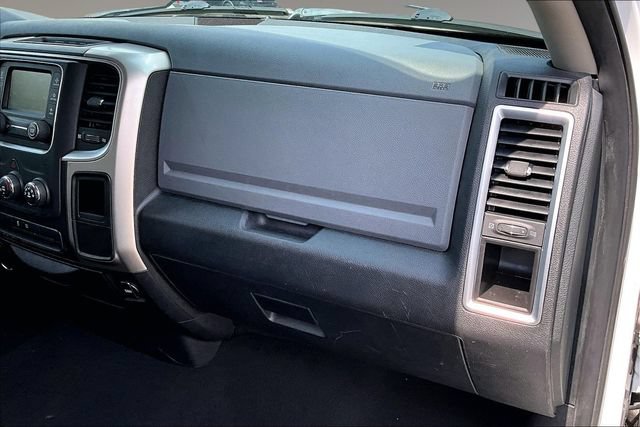 Used 2015 RAM 1500 Classic SLT RWD image 21