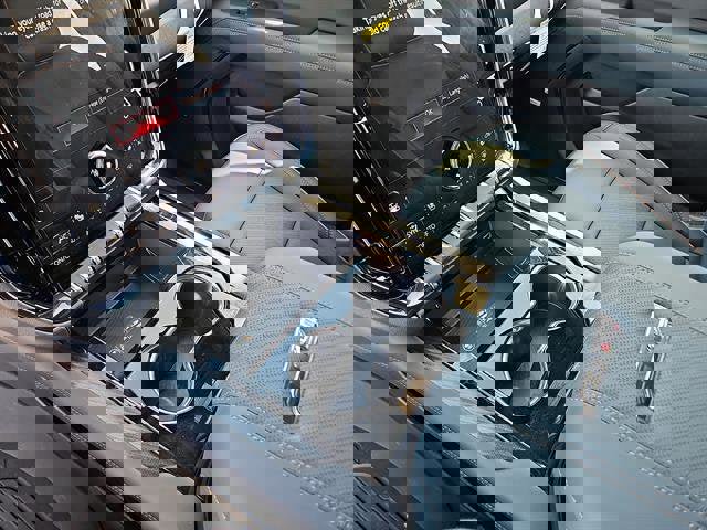 New 2026 GMC Yukon XL AT4 w/ AT4 Premium Plus Package image 20