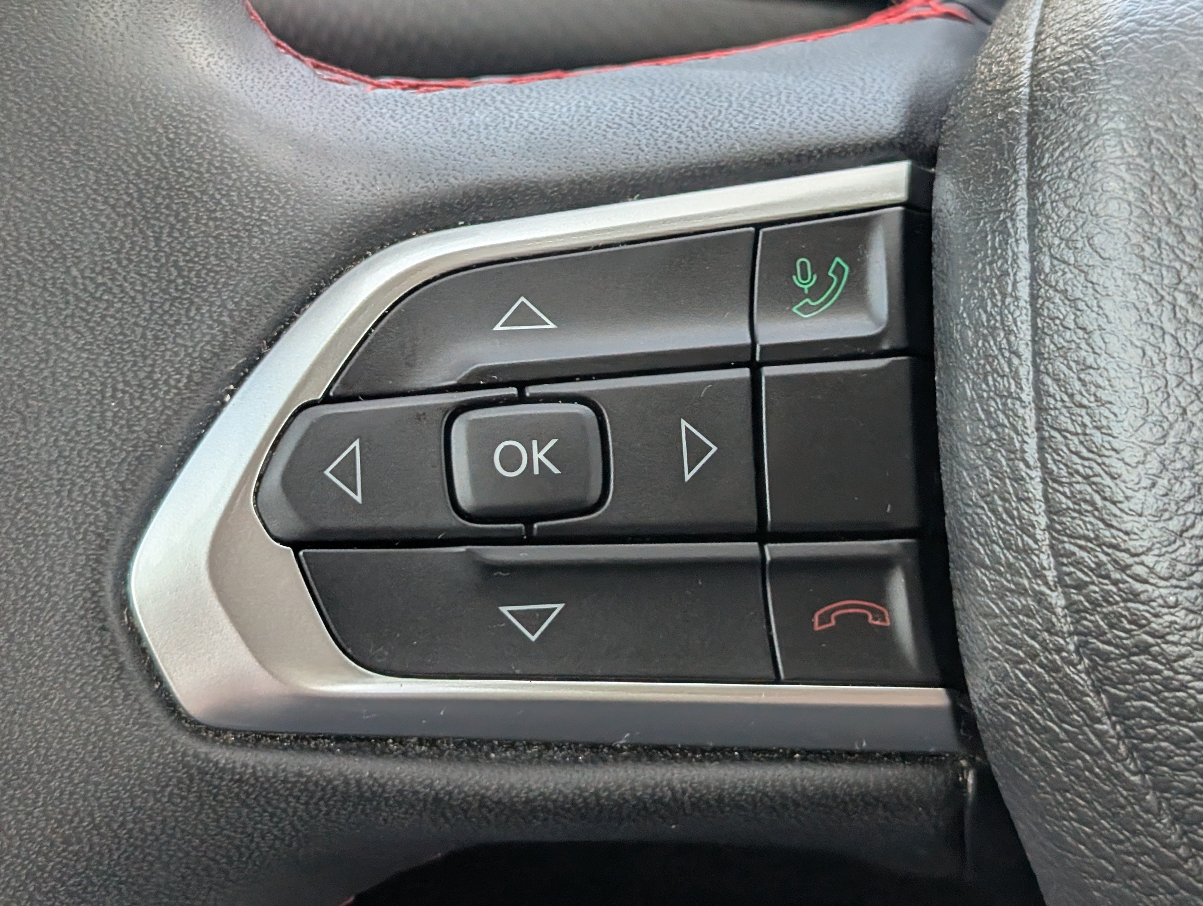 Used 2022 Jeep Compass Trailhawk w/ Sun and Sound Group AWD/4WD image 22