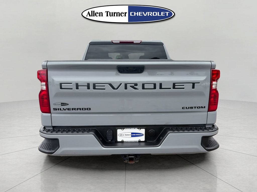 Used 2024 Chevrolet Silverado 1500 Custom w/ Turbomax Blackout Package AWD/4WD image 5
