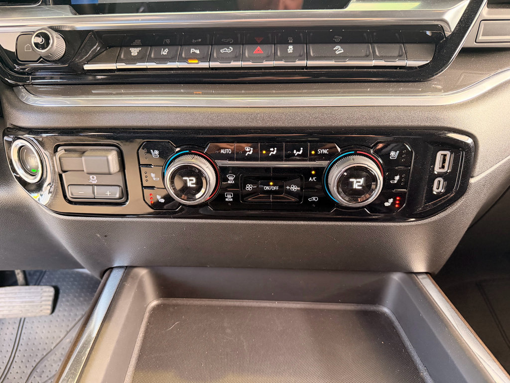 Used 2026 Chevrolet Silverado 2500 High Country w/ Midnight Edition image 15