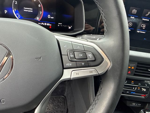 Certified 2025 Volkswagen Jetta SE w/ Sunroof Package image 16