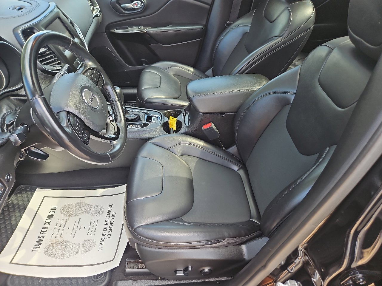 Used 2020 Jeep Cherokee Latitude Plus image 16