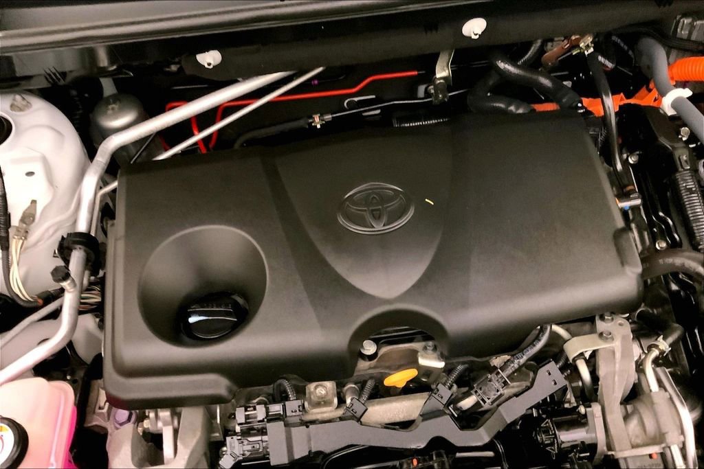 Used 2020 Toyota RAV4 XLE w/ Convenience Package image 31