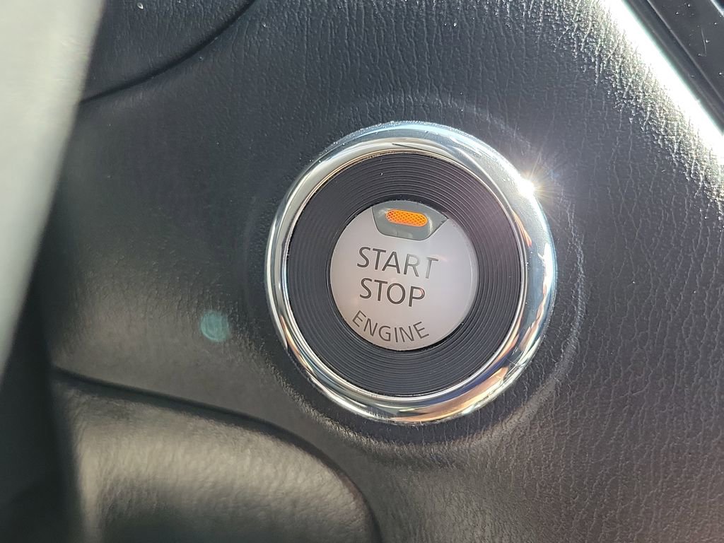 Used 2019 Nissan Pathfinder S FWD image 10