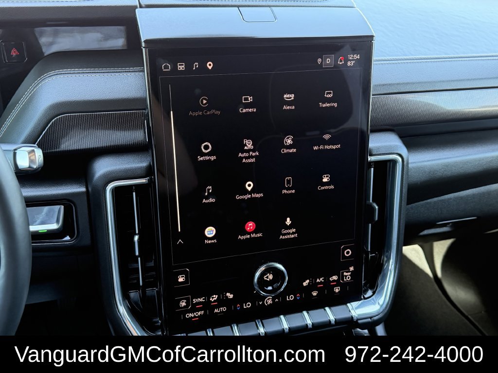 Used 2025 GMC Yukon Elevation w/ LPO, Yukon Black Package AWD/4WD image 17