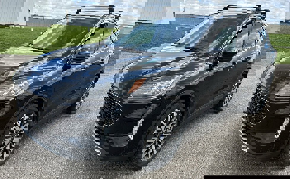 Used 2020 Ford Escape Titanium AWD/4WD image 5