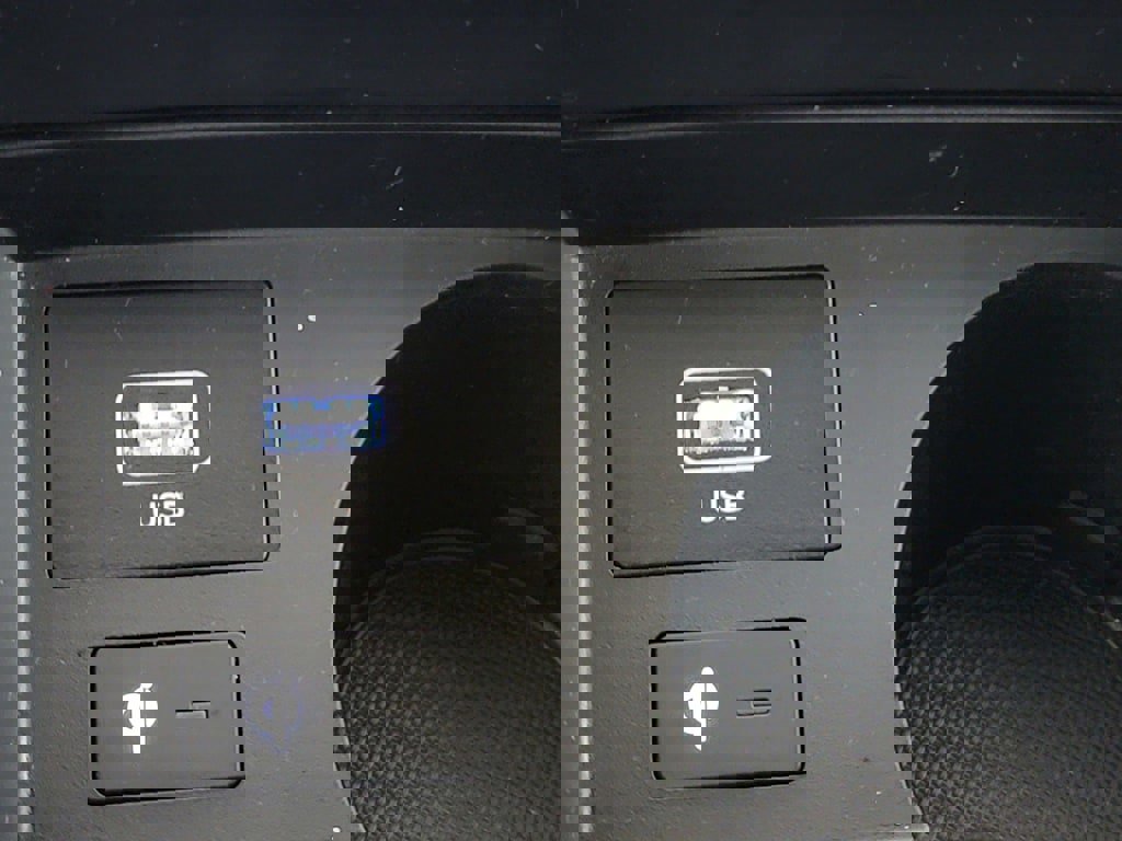 Used 2023 Hyundai Santa Fe SEL image 24