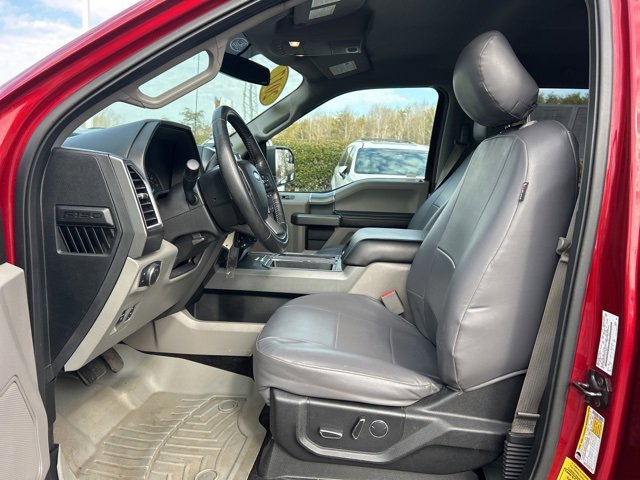 Used 2017 Ford F150 XLT w/ Equipment Group 302A Luxury image 12