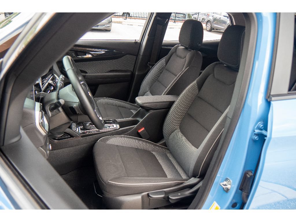 Used 2024 Chevrolet TrailBlazer LT w/ LT Cold Weather Package AWD/4WD image 10