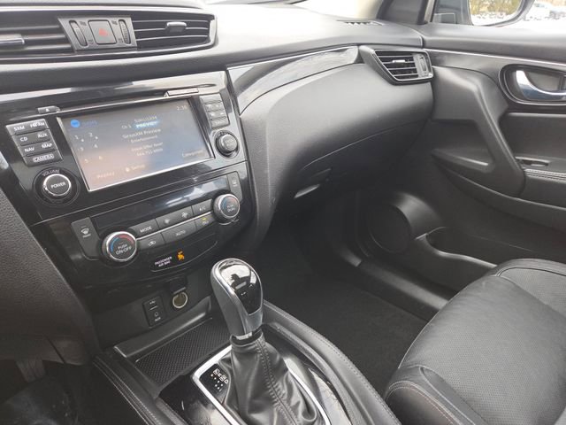 Used 2018 Nissan Rogue Sport SL w/ SL Premium Package image 40