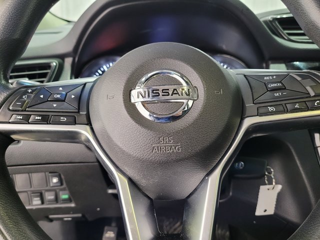 Used 2018 Nissan Rogue S image 25