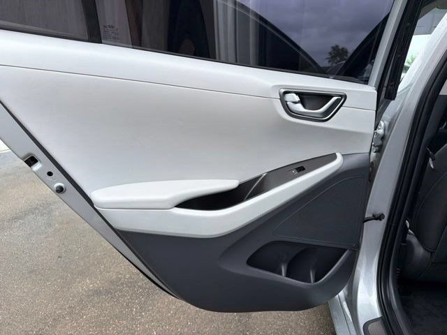 Used 2020 Hyundai Ioniq Limited FWD image 30
