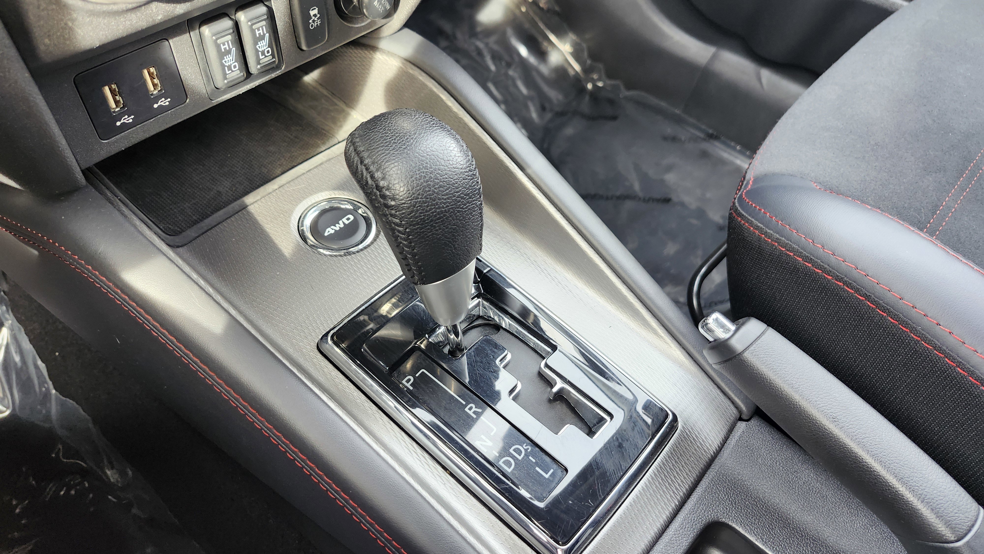 Used 2024 Mitsubishi Outlander Sport AWD image 33