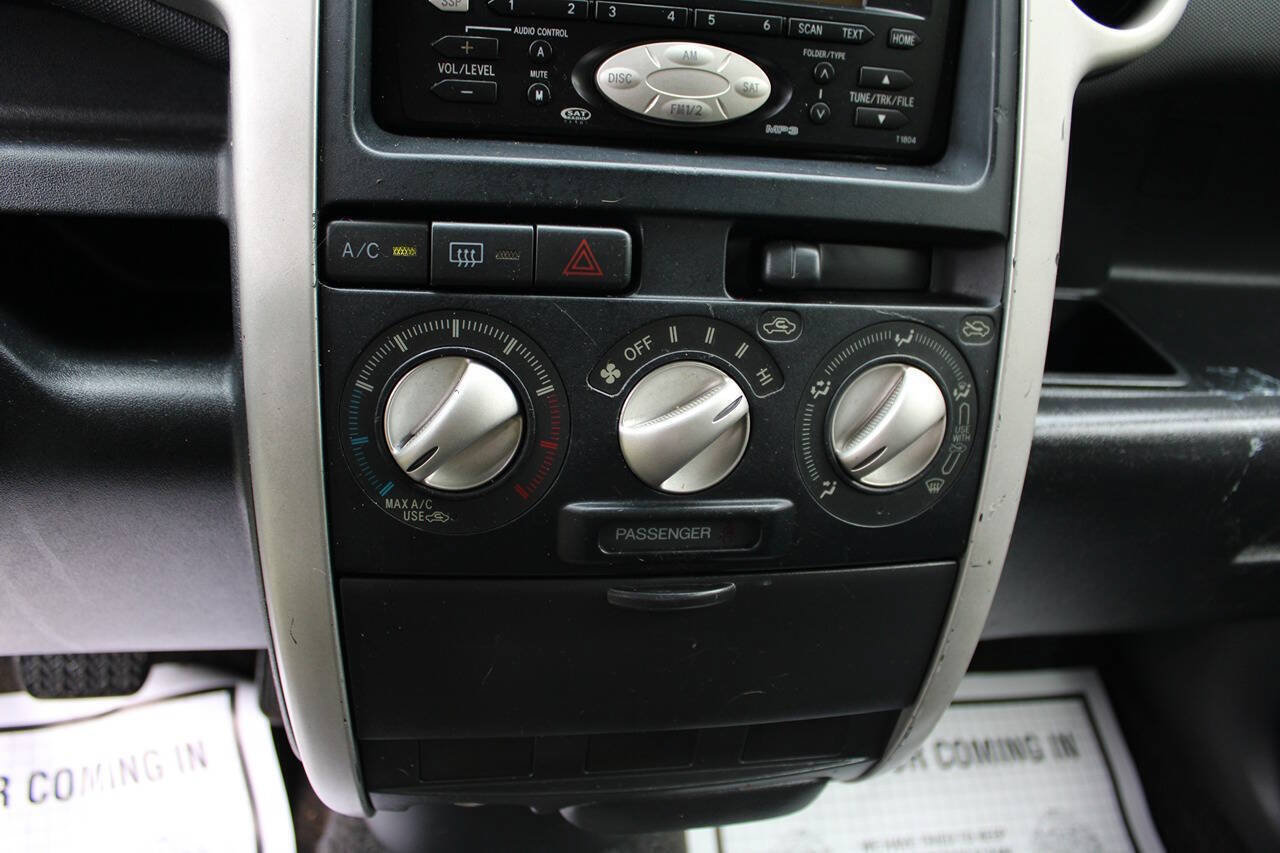 Used 2005 Scion xB FWD image 22