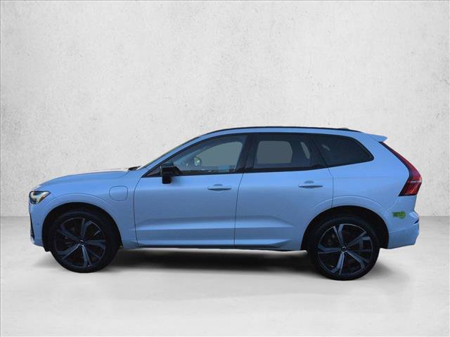 Certified 2023 Volvo XC60 T8 Ultimate w/ Climate Package image 9