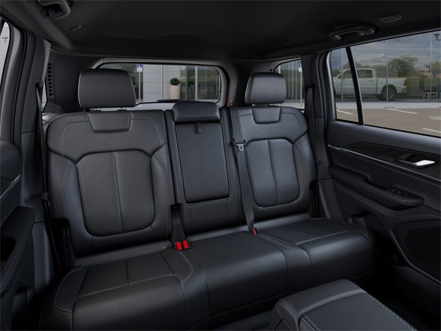 New 2025 Jeep Grand Cherokee Limited w/ Trailer Tow Package image 15