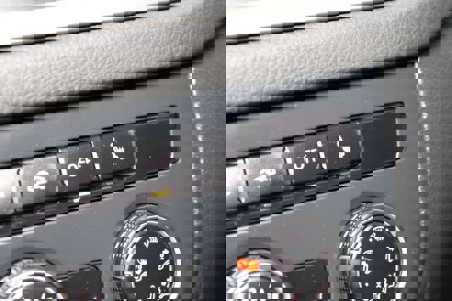 Used 2016 Volkswagen Tiguan S image 19