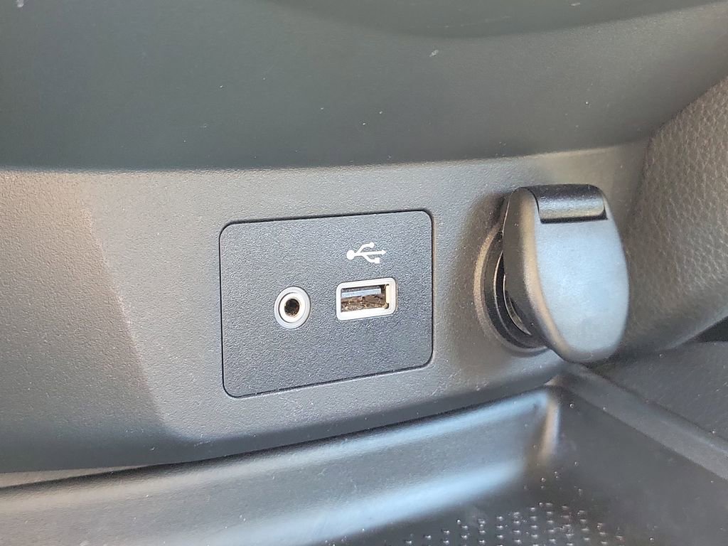 Used 2019 Nissan Rogue SV FWD image 31