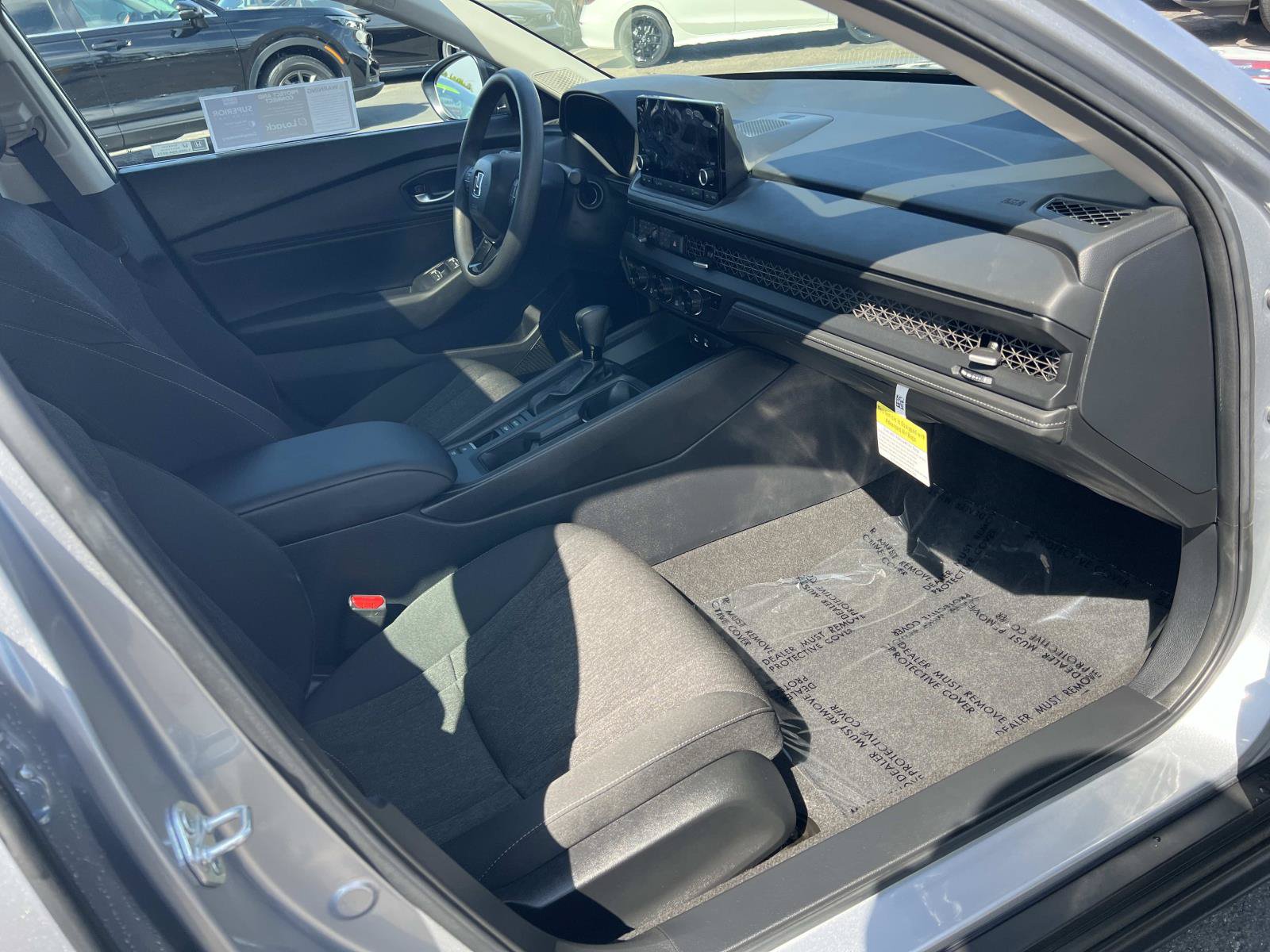 Certified 2025 Honda Accord SE image 28